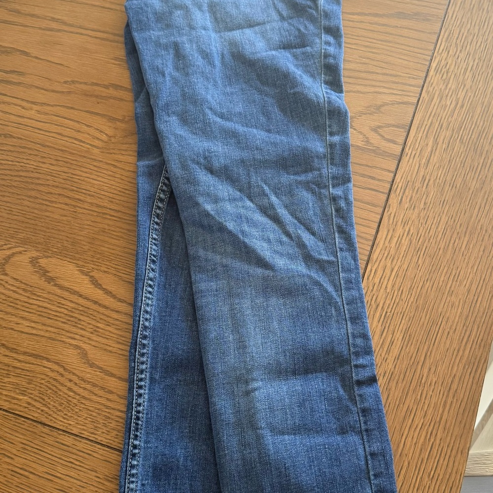 Calvin Klein Women's Straight Leg Dark Blue Jeans